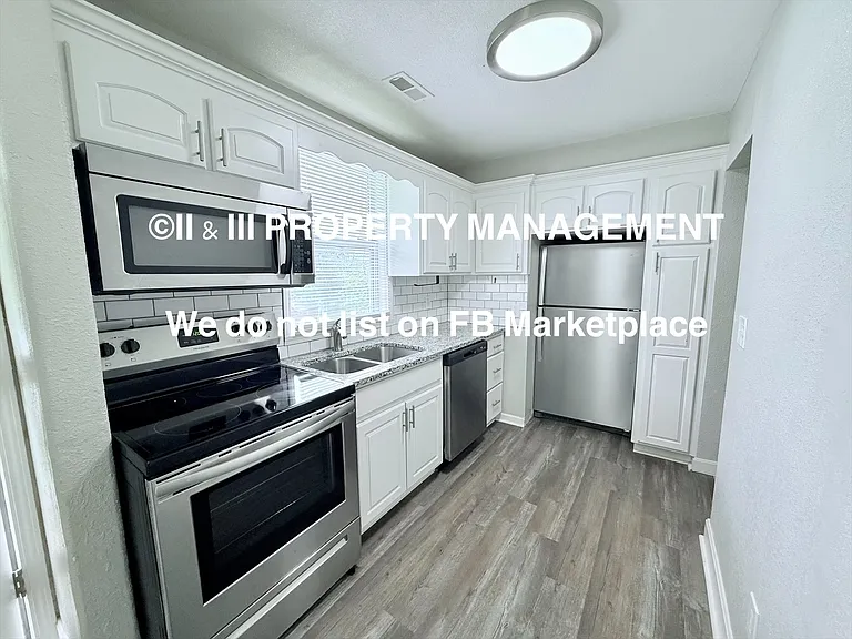 1114 S Scott Ave — Photo 14