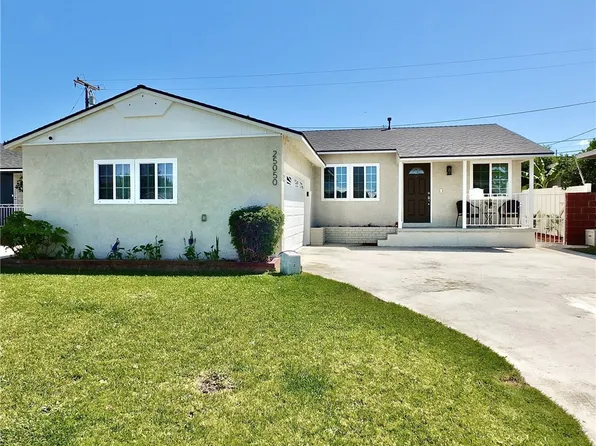 25050 Eshelman Ave, Lomita, CA 90717