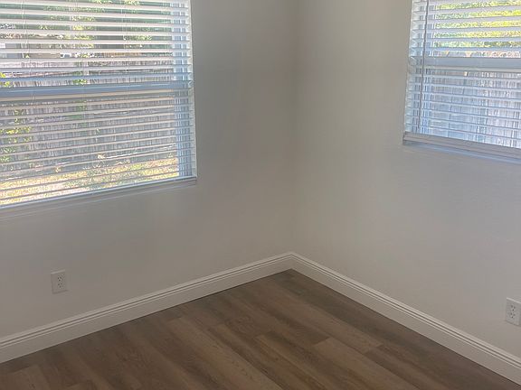 5th image of 3475 Applewood Ter APT B