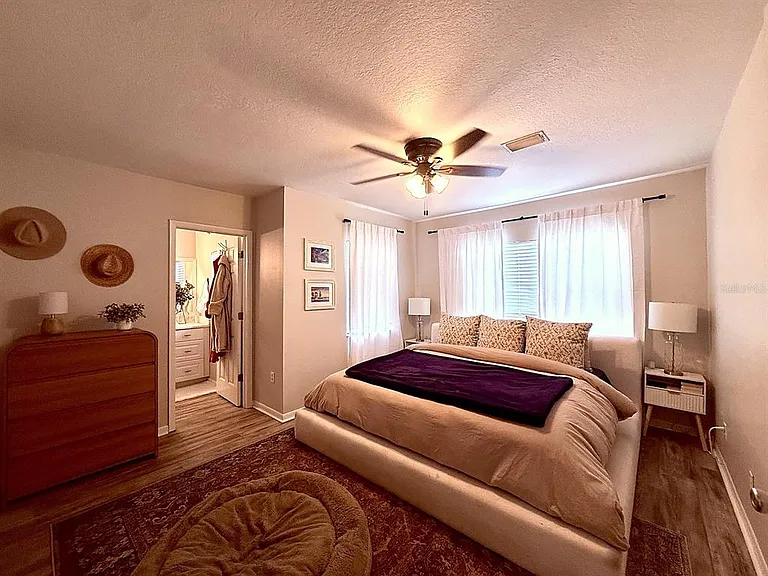 7218 N Highland Ave — Photo 7