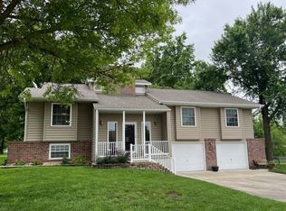 209 Hillcrest St, Chillicothe, MO 64601