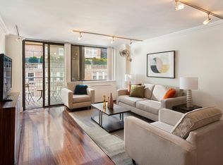 224 E 52nd St APT 10, New York, NY