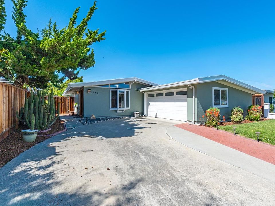 1st image of 785 Lakechime Dr