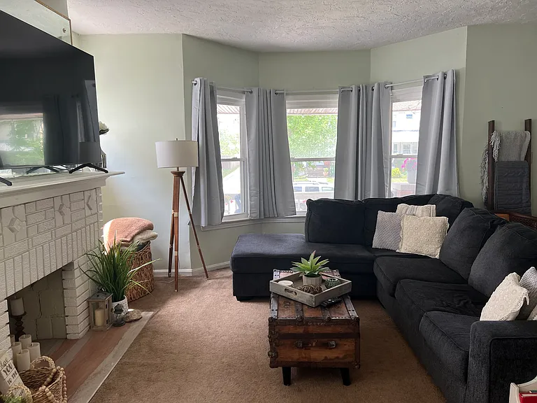 2125 Morrison Ave — Photo 4