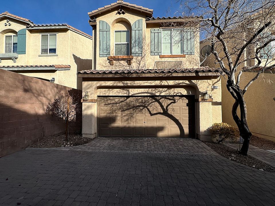 1st image of 9302 Vista Waters Ln