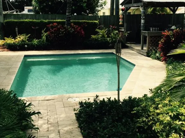 224 E Kalmia Dr, Lake Park, FL 33403