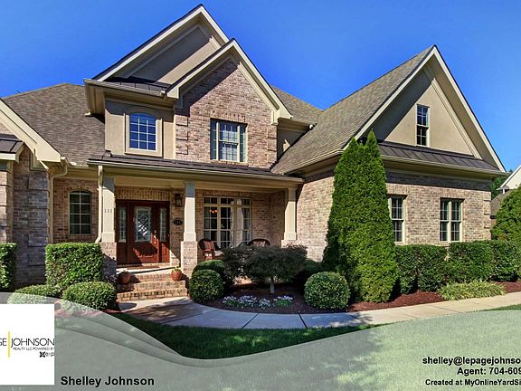 2nd image of 111 Pin Oak Ln