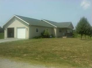 1590 W Harrison Rd, Murphysboro, IL 62966