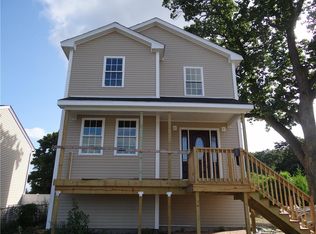 98 Killingly St, Providence, RI 02909