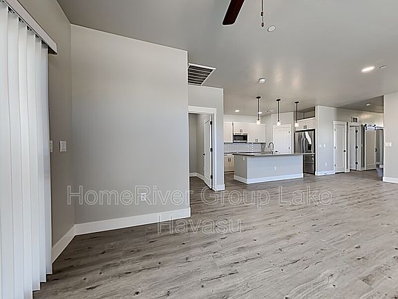 3rd image of 2740 Palisades Dr Unit 101
