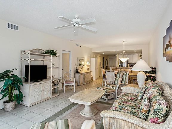 4th image of 22 Via Deluna Dr #803