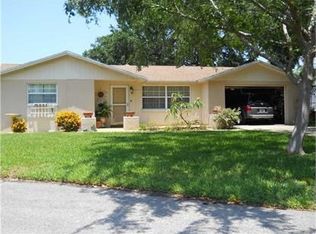 7247 Amber Dr, New Port Richey, FL 34653