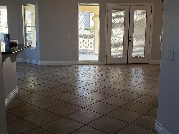 5th image of 10706 S River Terrace Dr