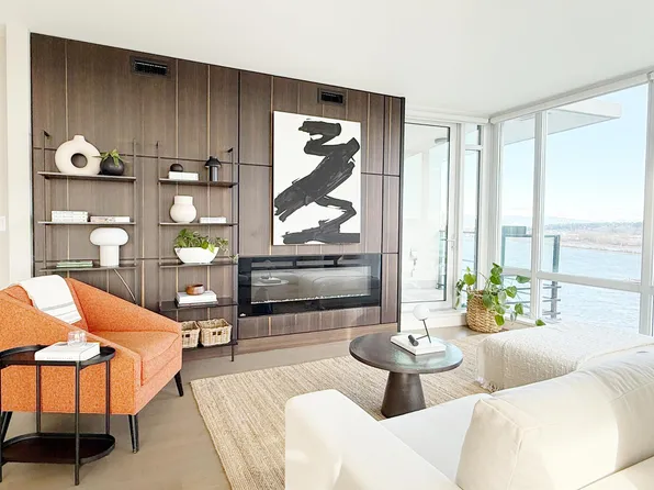 210 Salter St #1608, New Westminster, BC V3M 0J9