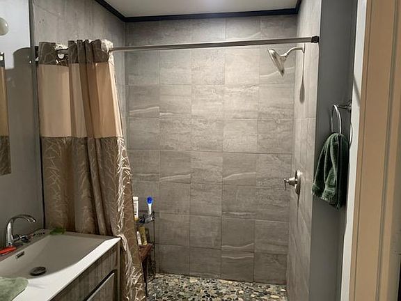 2nd image of 90 Hill St #1/2