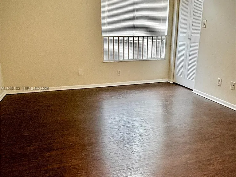 1040 Coral Club Dr #1040 — Photo 3