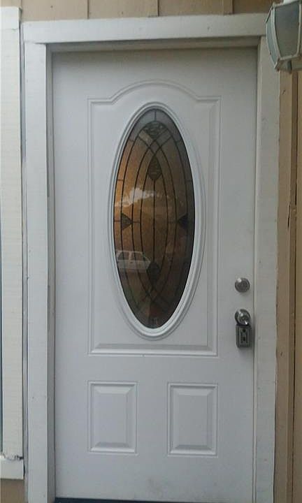 1st image of 300 Chambers Creek Dr S