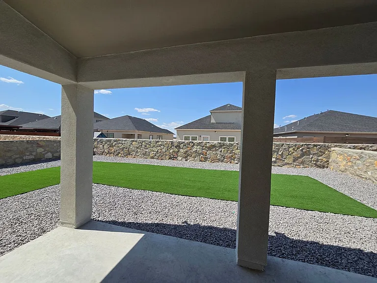 14841 Jack White Ave — Photo 43