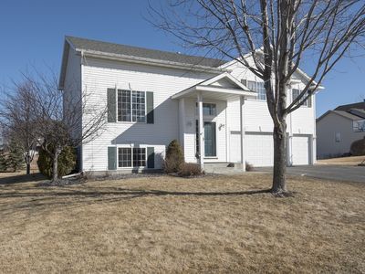 1266 Goldfinch Dr, Waconia, MN, 55387