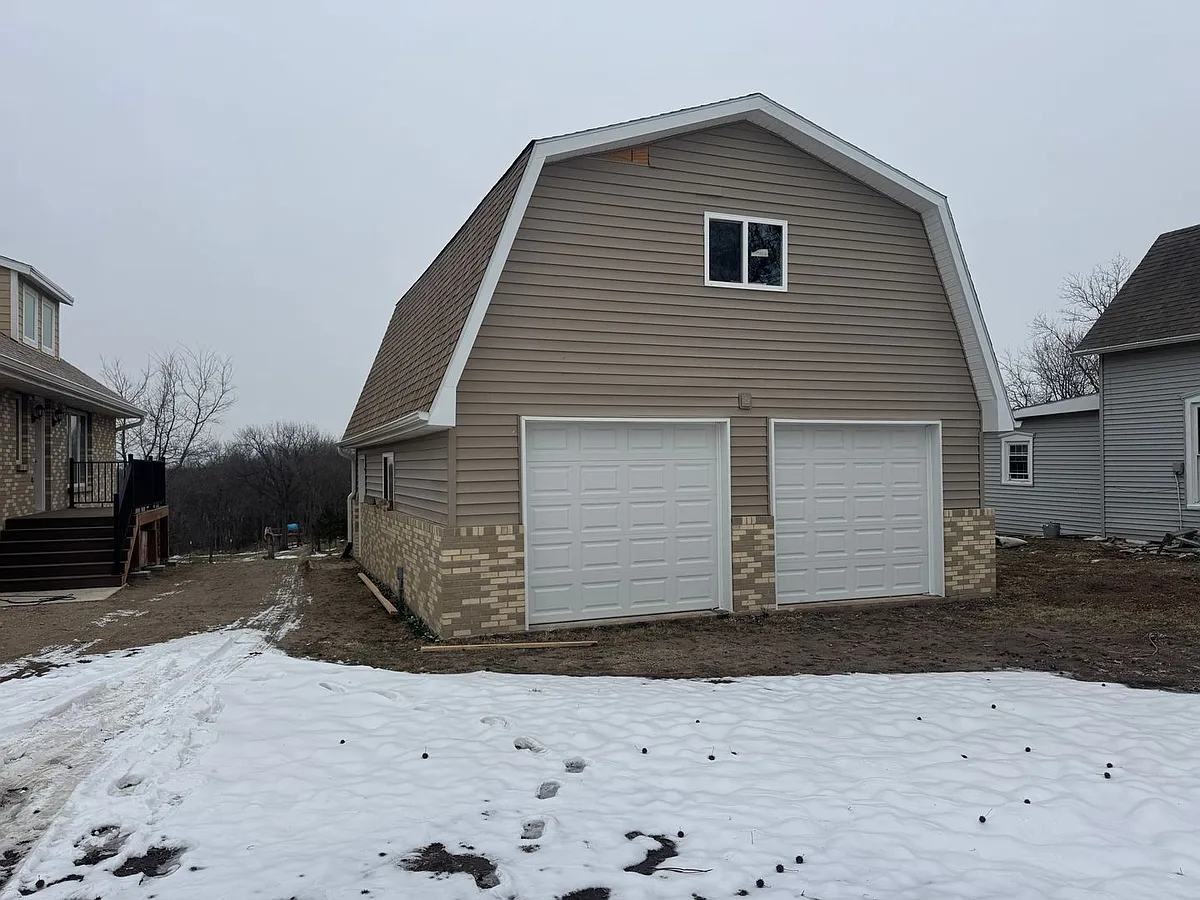 Building Photo - 15805 US Highway 71