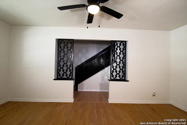 3 bed, 3.0 bath, 1900 sqft, $2,200 — Photo 4