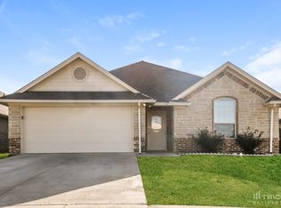 250 Jacinth Ln, Granbury, TX 76049