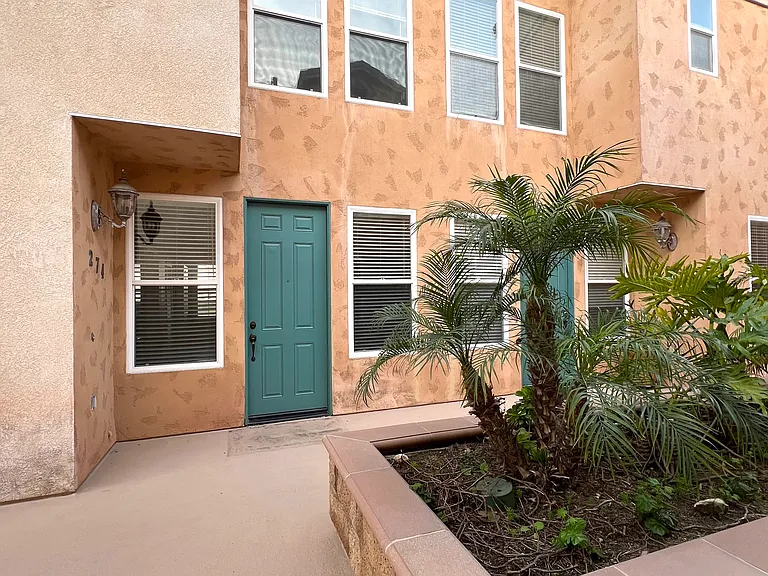 274 Neptune Way — Photo 1