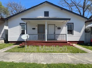 22 Culver St, Savannah, GA 31404