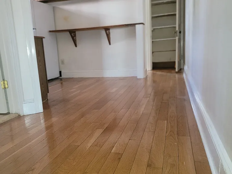610 S High St — Photo 11