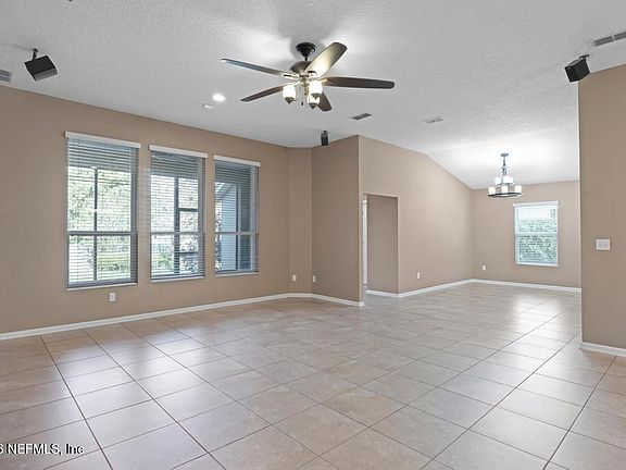 4th image of 2827 WOODBRIDGE CROSSING Court