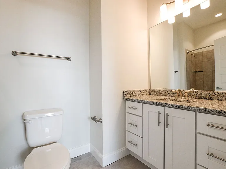 Tremaine Boyd Apts NEW — Photo 13