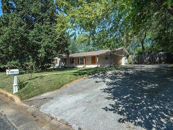 2nd image of 1003 Bazzell Dr