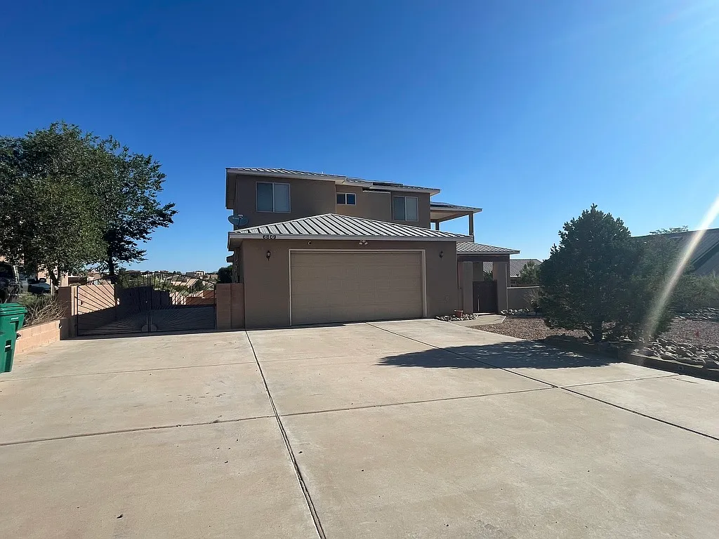 6809 Chapingo Road Northeast - 1 — Photo 2