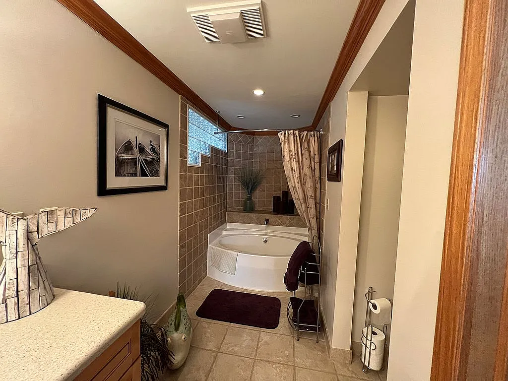 4261 Homestead Dr photo 1