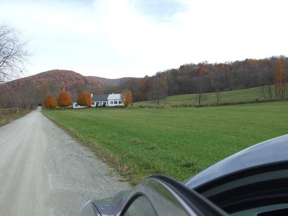 2nd image of 182 Heatherington Rd