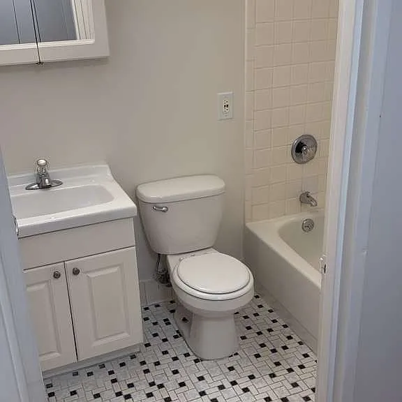 254 W 51st St #16I — Photo 9