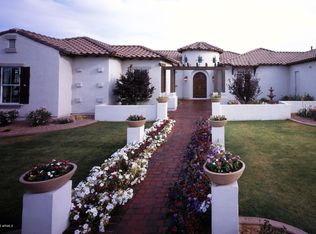 880 E Buffalo St, Gilbert, AZ 85295