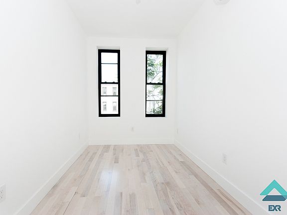 3rd image of 319 Menahan St #3BA
