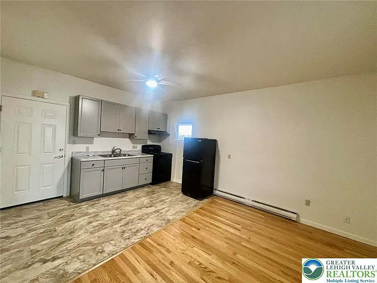 20 W Main St #23 — Photo 5