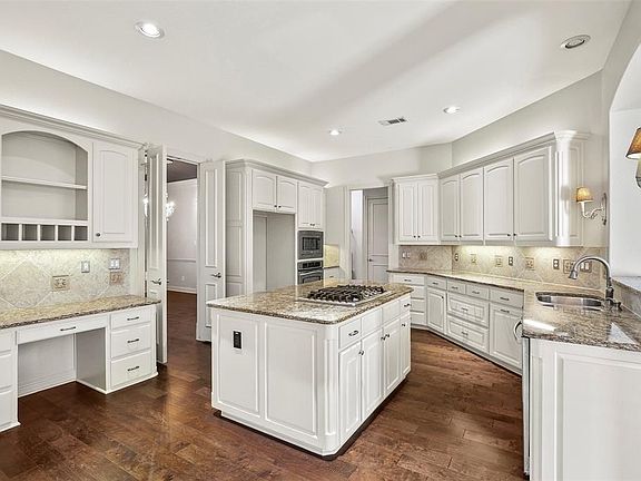 3rd image of 2705 Wisdom Creek Dr