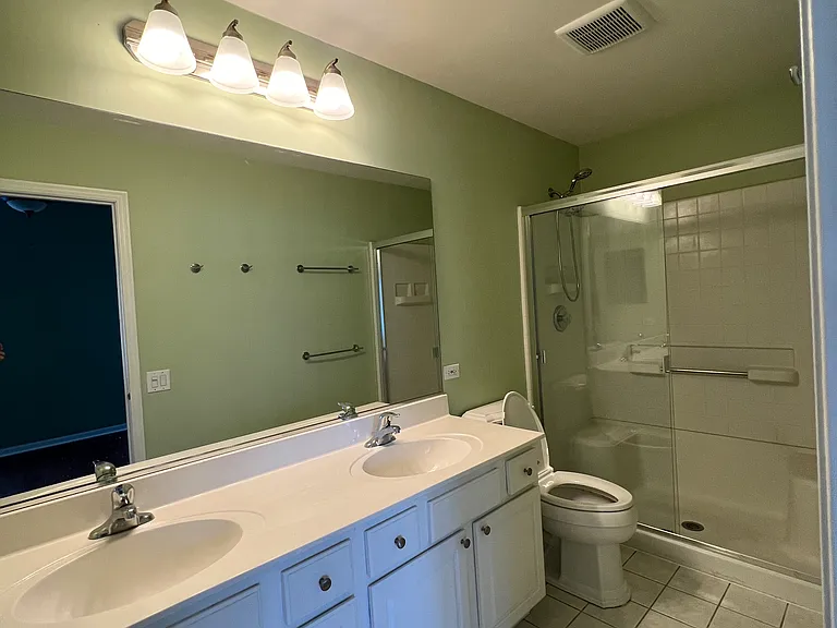 1760 Middlebury Dr #1760 — Photo 8