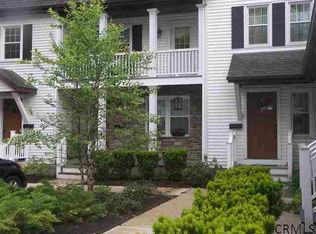 11-4 Cottage St, Saratoga Springs, NY 12866
