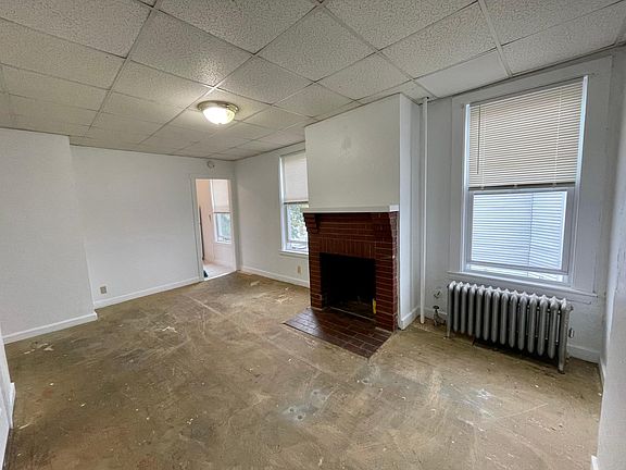 4th image of 291 Newport Ave #27