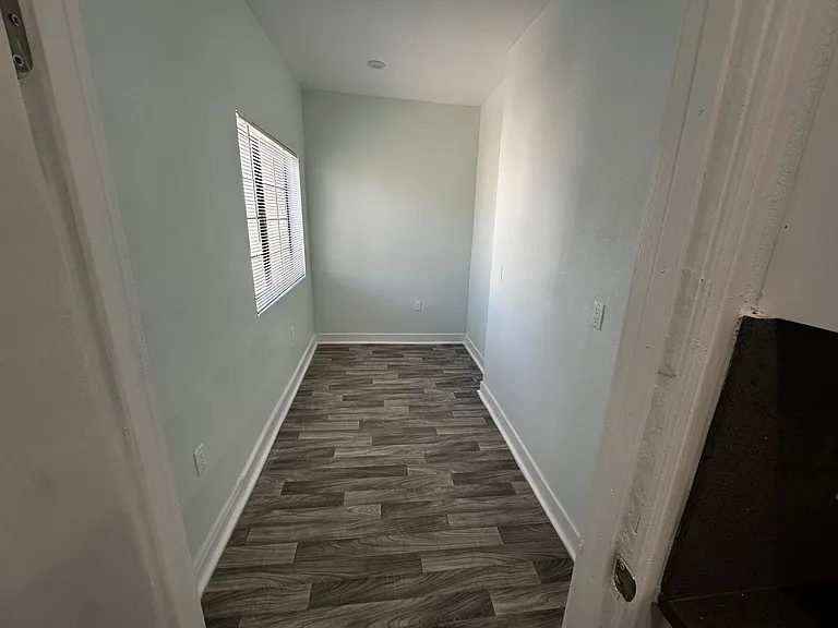 Michigan Avenue Apartments — Photo 117