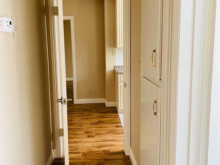343 W Dryden St #B — Photo 17