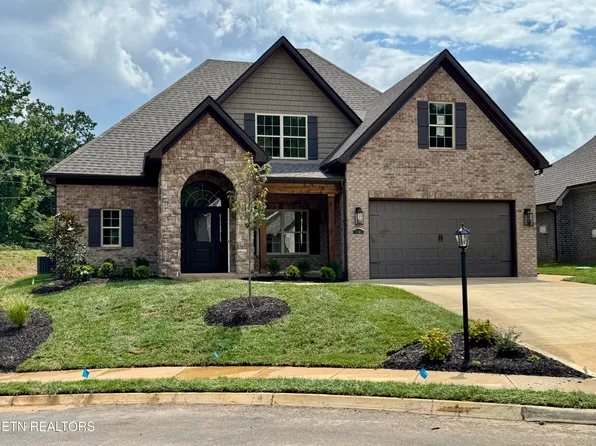 1140 Chardonnay Ln, Knoxville, TN 37932