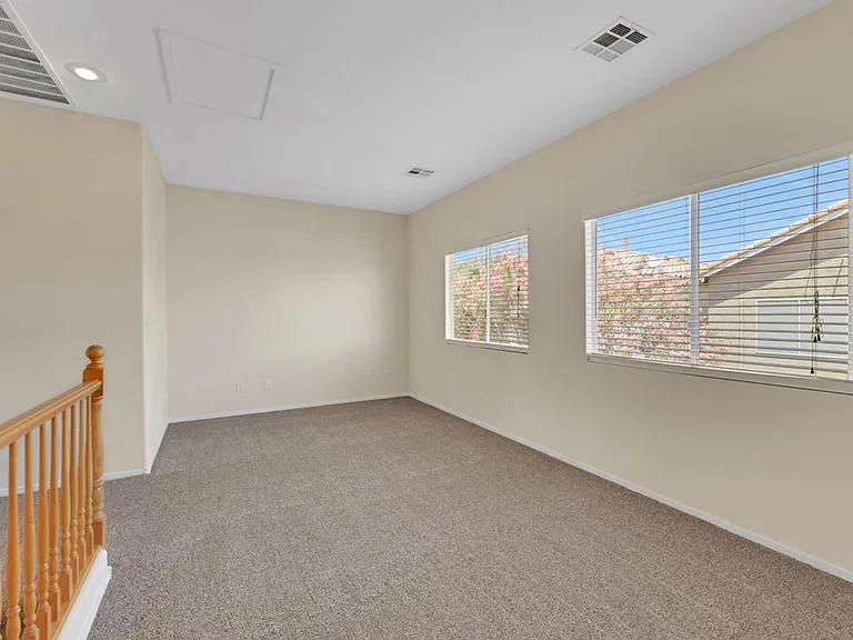 10356 Rocky Waters Ave — Photo 11