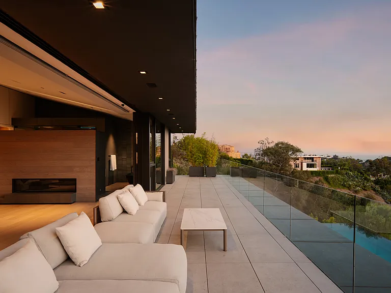 Bel Air Rd — Photo 15
