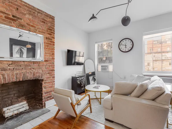 333 West 11th Street image 1 of 14