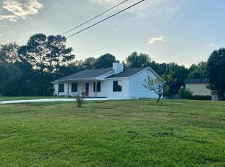 77 Meadows Ln, Dallas, GA 30157
